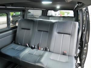 ハイエースバン新車アウトレット新車コンプリート　即納車　丸目ハイエース