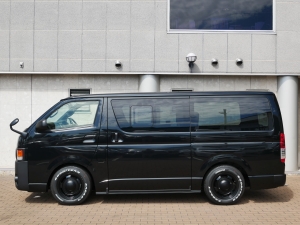 ハイエースバン新車アウトレット新車コンプリート　即納車　丸目ハイエース