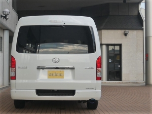 ハイエースバンワイドバン　四駆　車中泊　ベッドキット