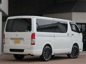 ハイエースバン一部改良後 安全装備追加 特別仕様車