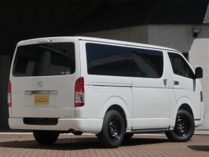 ハイエースバン車中泊　8人乗り　ベッドキット