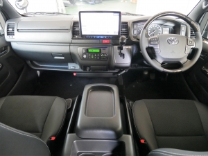 ハイエースバン一部改良後 安全装備追加 特別仕様車