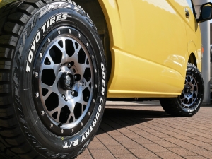 ハイエースワゴン１０人乗り　丸目換装FD-classicカスタム