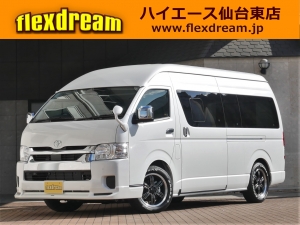 ハイエースＶスパロン　4WD　ディーゼル　特設パールホワイト