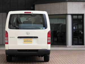 ハイエースバンDX　4WD　ディーゼル