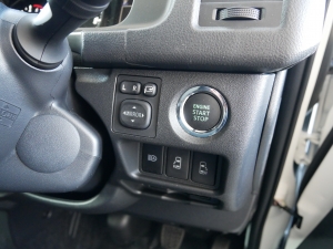 ハイエースバン一部改良後 安全装備追加 特別仕様車