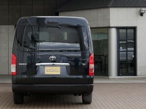 ハイエースワゴン10人乗り ワゴン　安全装備追加一部改良モデル