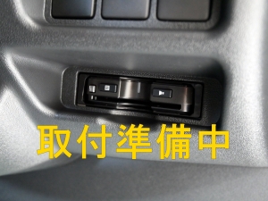 ハイエースワゴン１０人乗り　新車カスタム　FD-BOXベッド