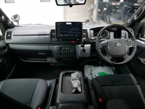 ハイエースバン一部改良後 安全装備追加 特別仕様車