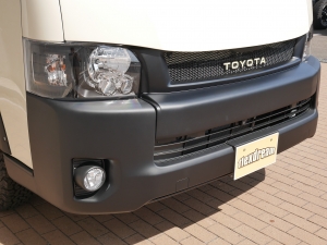 ハイエースワゴン１０人乗りワゴン　特設カラーライトイエロー