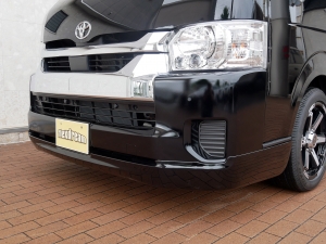 ハイエースバンスパロン　4WD　ディーゼル　特設ブラック