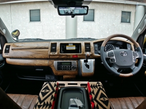 ハイエースバン一部改良後 安全装備追加 特別仕様車