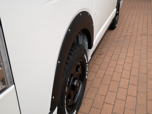 ハイエースバン安全装備追加 特別仕様車