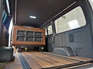 ハイエースバン安全装備追加 特別仕様車
