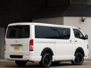 ハイエースバン安全装備追加 特別仕様車