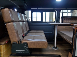 ハイエースバン安全装備追加 特別仕様車
