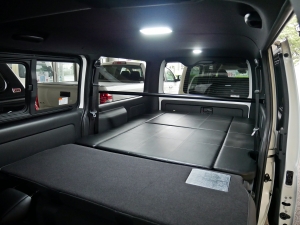 ハイエースバン 安全装備追加 特別仕様車