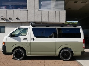 ハイエースバンレトロでクラシックな丸目換装FD-classicカスタム