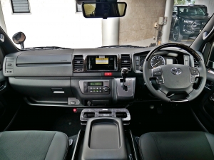 ハイエースバン 安全装備追加 特別仕様車