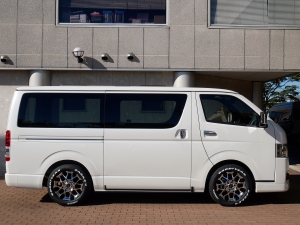 ハイエースバン 安全装備追加 特別仕様車