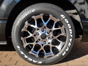 ハイエースバン 安全装備追加 特別仕様車
