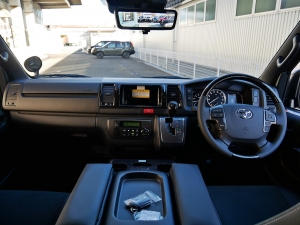ハイエースバン 安全装備追加 特別仕様車