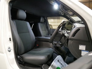 ハイエースバン安全装備追加 特別仕様車