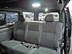 ハイエースバン 安全装備追加 特別仕様車