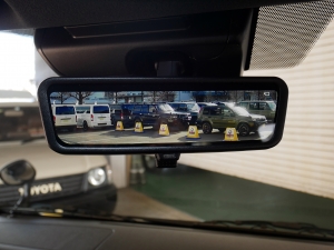 ハイエースバン 安全装備追加 特別仕様車