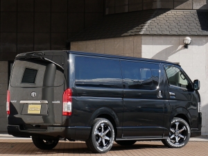 ハイエースバン 安全装備追加 特別仕様車