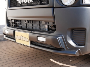 ハイエースバンDX　4WD　ディーゼル　丸目