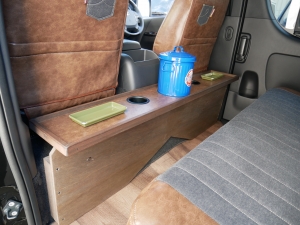 ハイエースバン 安全装備追加 特別仕様車
