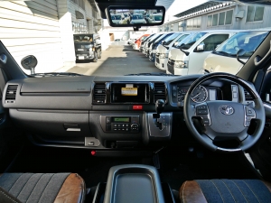 ハイエースバン 安全装備追加 特別仕様車