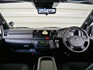 ハイエースバン 安全装備追加 特別仕様車