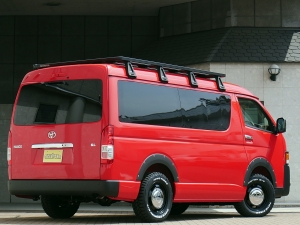 ハイエースワゴン１０人乗りワゴン　特設カラー消防レッド