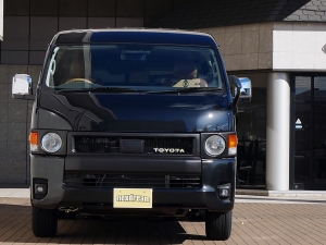 ハイエースワゴン１０人乗り　車中泊できる街乗り仕様車