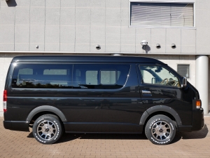 ハイエースワゴン１０人乗り　車中泊できる街乗り仕様車