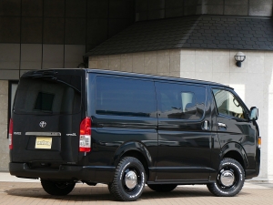 ハイエースバン新車一部改良後　ディーゼル四駆