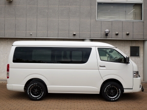 ハイエースワゴン１０人乗り　車中泊できる街乗り仕様車