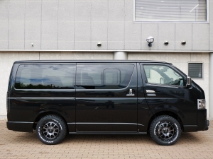 ハイエースバン新車一部改良後　ディーゼル四駆