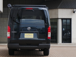 ハイエースバンDX　4WD　ディーゼル　丸目