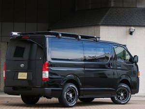 ハイエースバンDX　4WD　ディーゼル　丸目