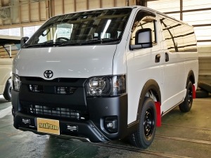 ハイエースＶ新車一部改良後　ディーゼル四駆