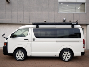 ハイエースワゴン１０人乗り　車中泊できる街乗り仕様車