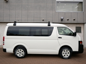 ハイエースワゴン１０人乗り　車中泊できる街乗り仕様車