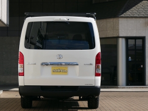 ハイエースバンディーゼル4WD　丸目カスタム　ネオクラシック