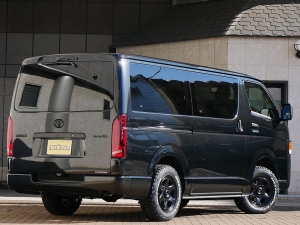 ハイエースバンディーゼル4WD　丸目カスタム　ネオクラシック
