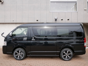 ハイエースワゴン１０人乗り　車中泊できる街乗り仕様車