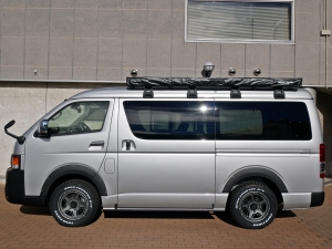 ハイエースワゴン１０人乗り　車中泊できる街乗り仕様車