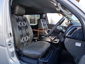 ハイエースワゴン１０人乗り　車中泊できる街乗り仕様車